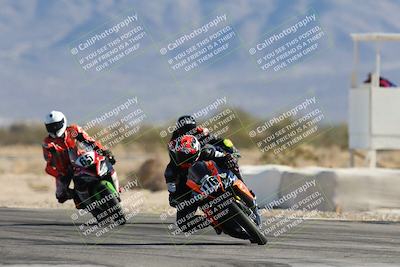 media/Dec-07-2025-CVMA (Sun) [[3e7d2de5dc]]/Race 4-Supersport Middleweight/